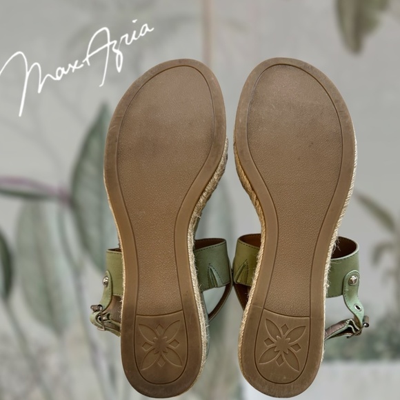 BCBG Allia Wedge Sandals in Reseda Green - Picture 8 of 9